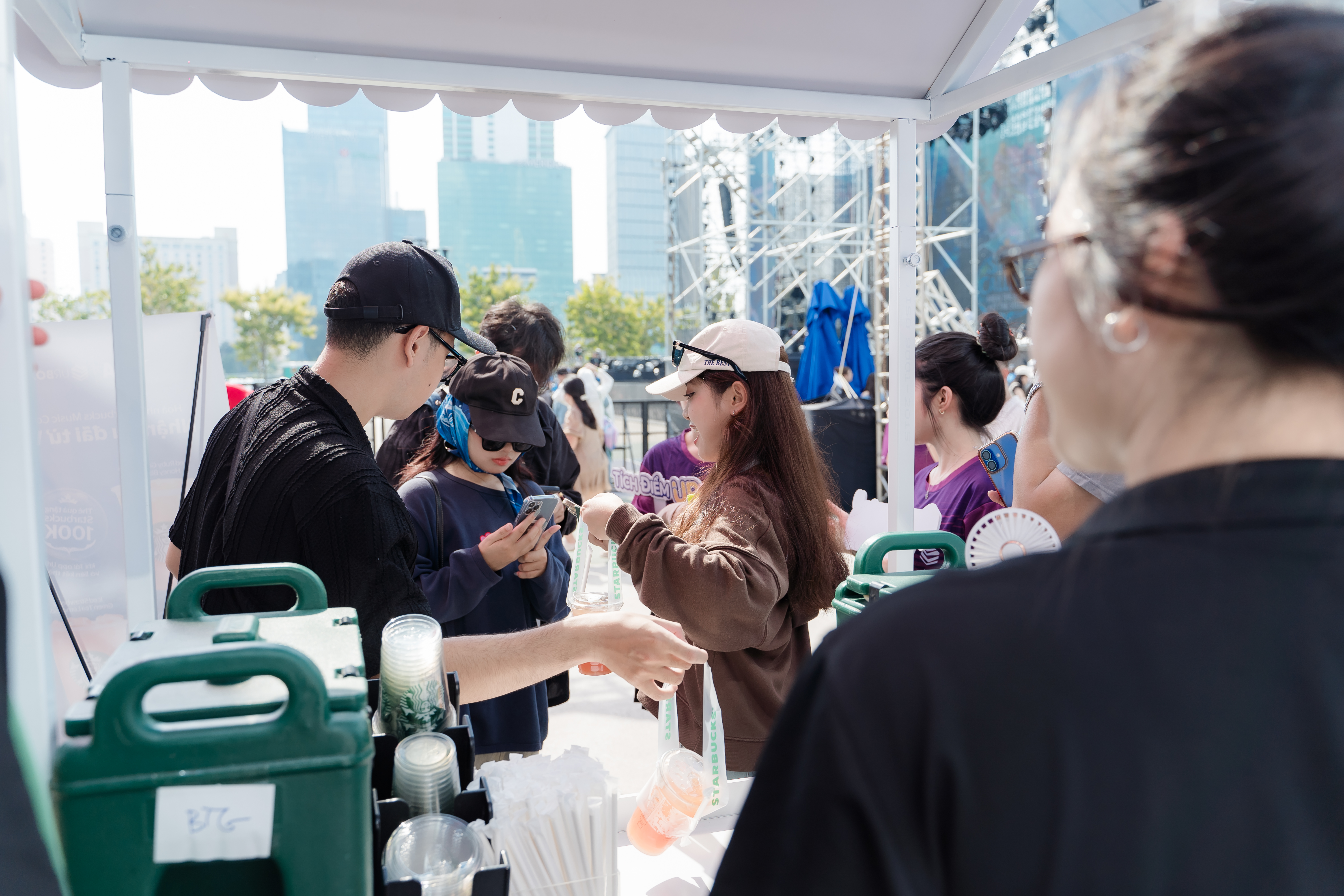 0208_DTH-168 (1).jpg