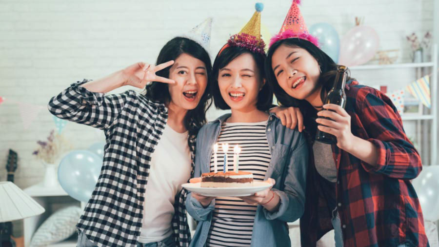 caption sinh nhật hài hước