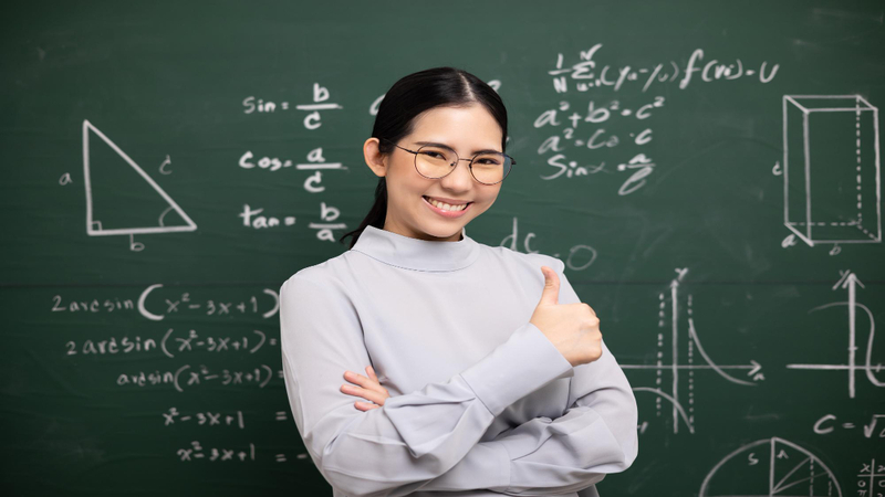 Những câu chúc sinh nhật cô giáo hay, ngắn gọn và gần gũi để bạn bày tỏ lòng biết ơn.