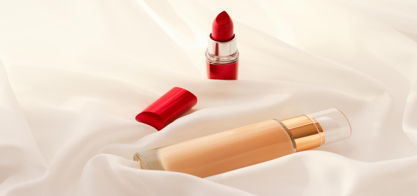 Quà tặng khi người yêu giận là thỏi son môi nữ tính