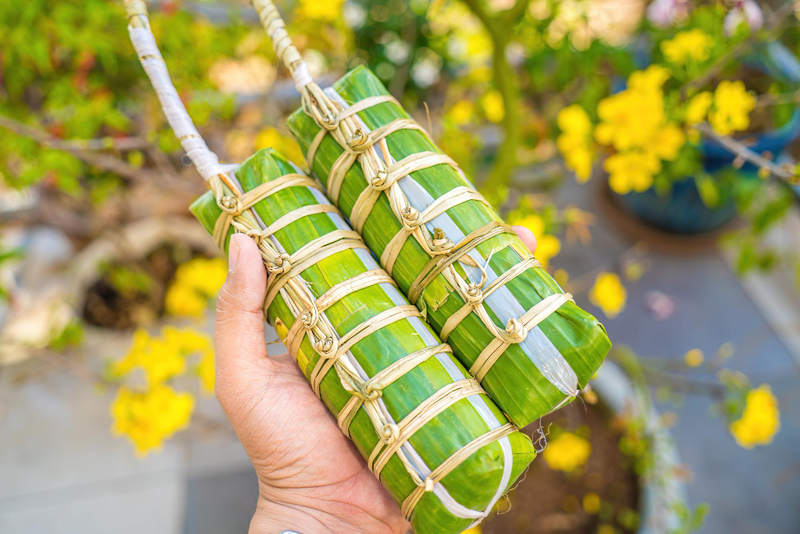 Alt: Bánh chưng bánh tét thuộc những món quà biếu Tết quen thuộc