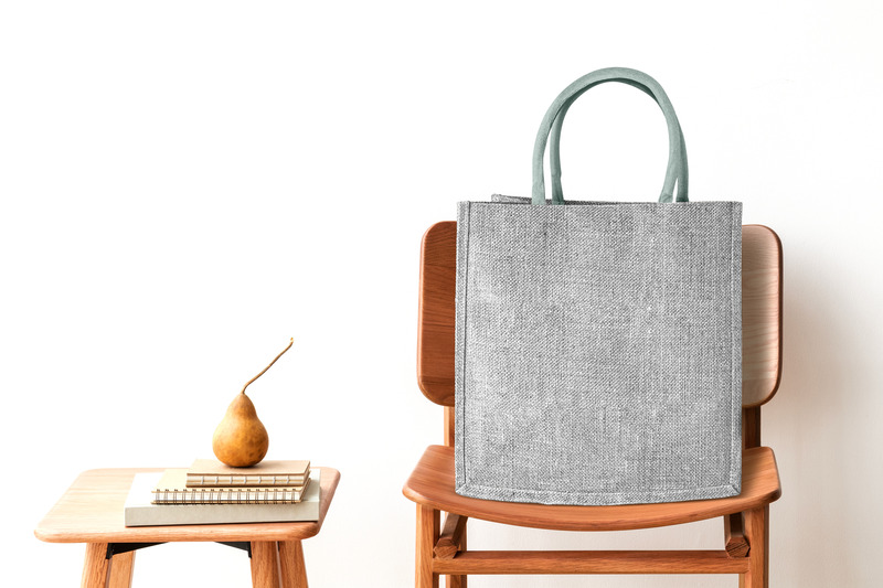 Alt: Túi vải Noel thiết kế tinh tế, quà Giáng sinh tiện dụng cho đồng nghiệp.