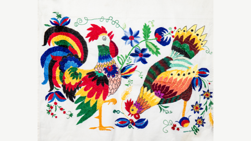 Tranh thêu quà tân gia dưới 500k treo phòng khách