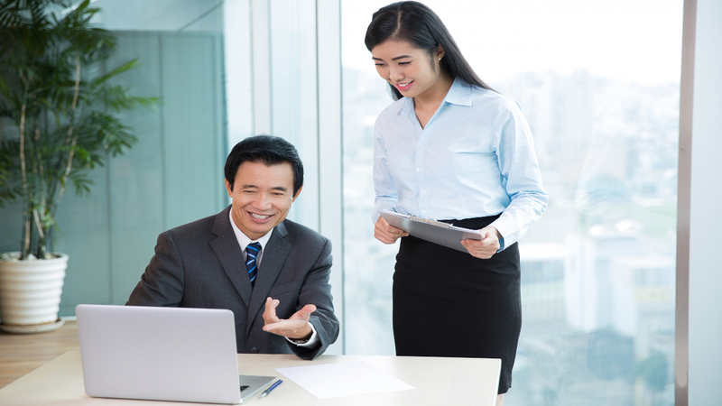 Quần áo công sở tặng giáo viên