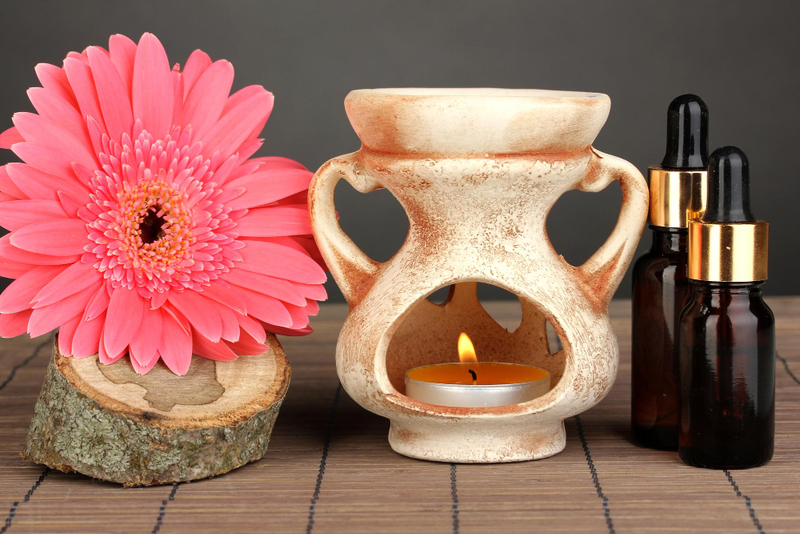 Đèn xông tinh dầu bằng gốm