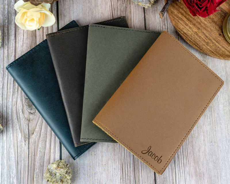 Alt: Sổ tay quà tặng ngày 27/2 phù hợp nhân viên y tế