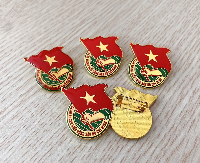 Huy hiệu cao cấp