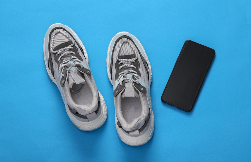 Giày thể thao cho chồng