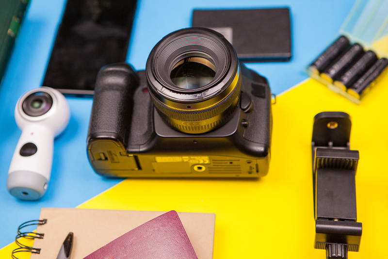 Máy ảnh/máy quay phim mới