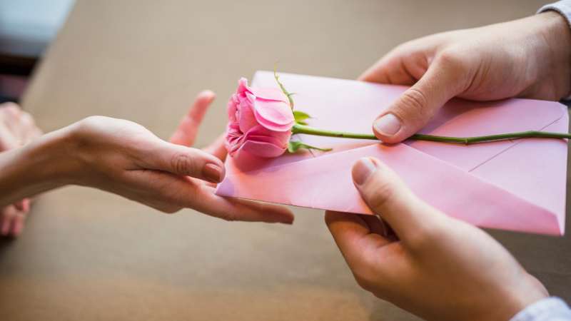 Thư tay quà tặng ngày Thất Tịch cho người yêu mang thông điệp gắn bó