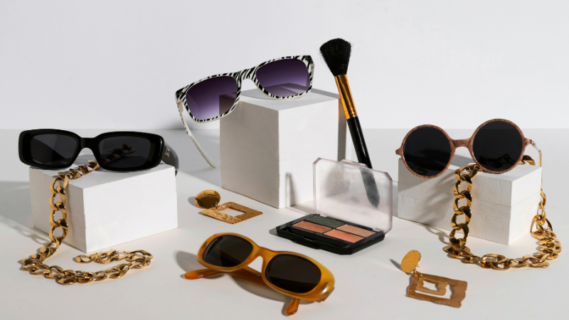 Phụ kiện thời trang quà tặng ngày Thất Tịch cho người yêu tiện dụng và hiện đại