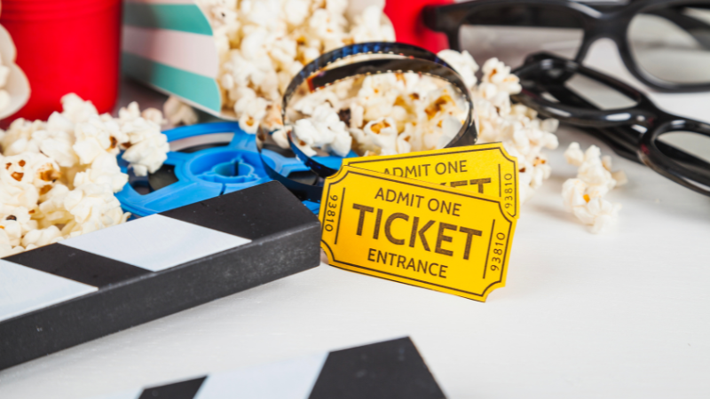Vé xem phim là món quà giải trí thú vị ngày Thất Tịch