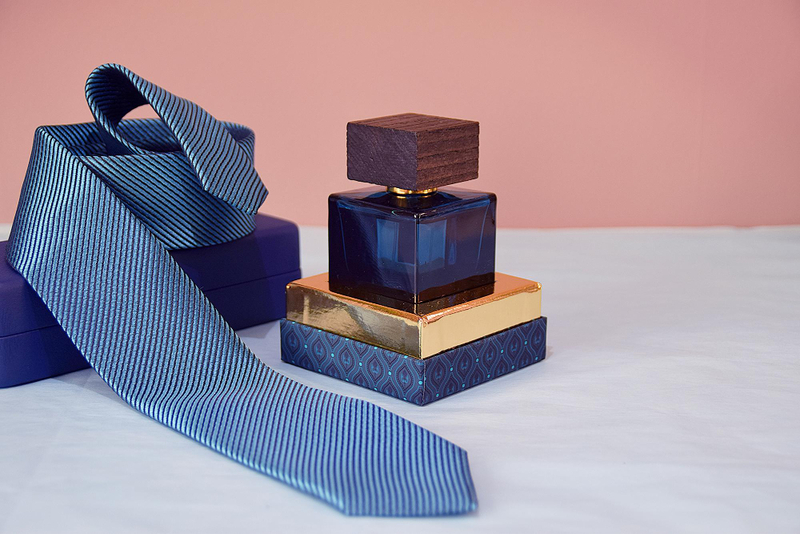 Alt: Cà vạt mỹ phẩm quà tặng bác sĩ nhân ngày thầy thuốc Việt Nam