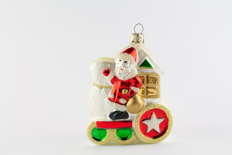 Alt: Móc khóa Giáng sinh – quà Noel xinh xắn cho nhân viên.