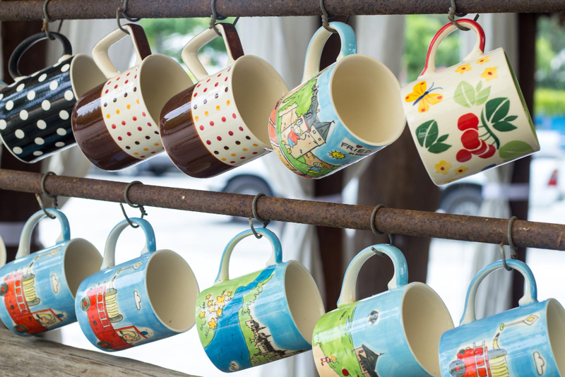 Bộ cốc sứ về làng quê Việt Nam làm quà tặng doanh nhân