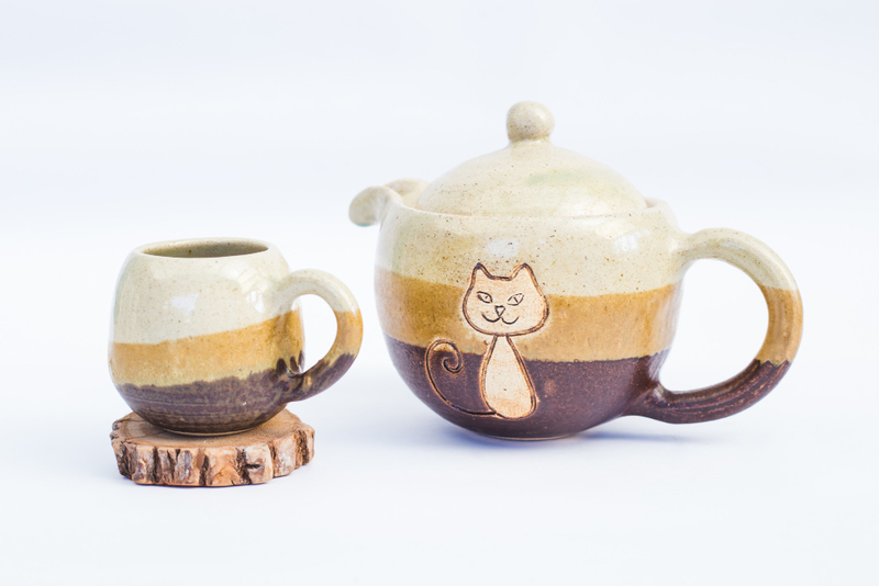 Alt: Bộ ấm trà in logo quà tặng nhân ngày thầy thuốc Việt Nam