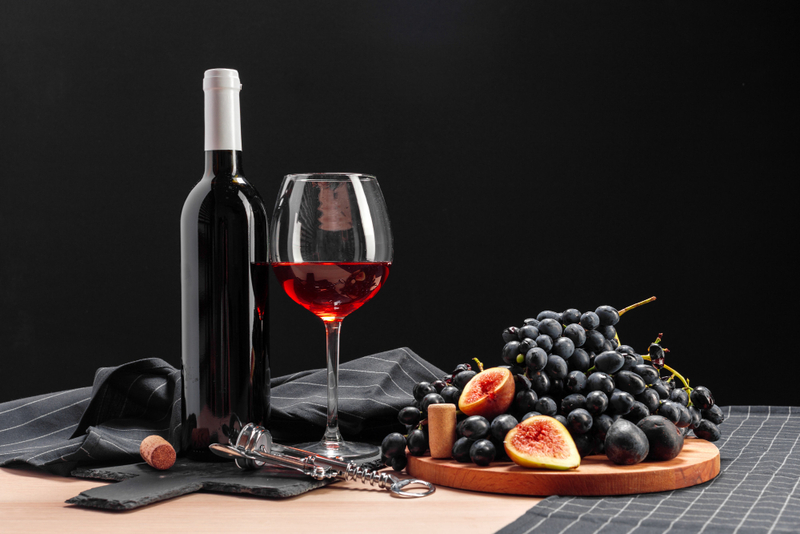 Alt: Rượu vang cao cấp quà Tết biếu sếp sang trọng.