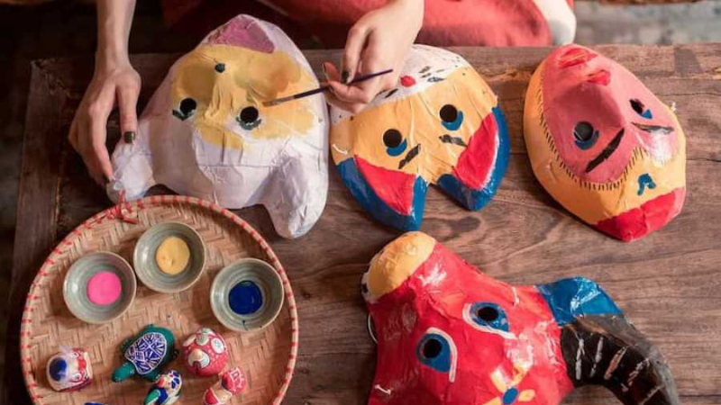 Quà tặng trung thu cho bé mặt nạ giấy truyền thống