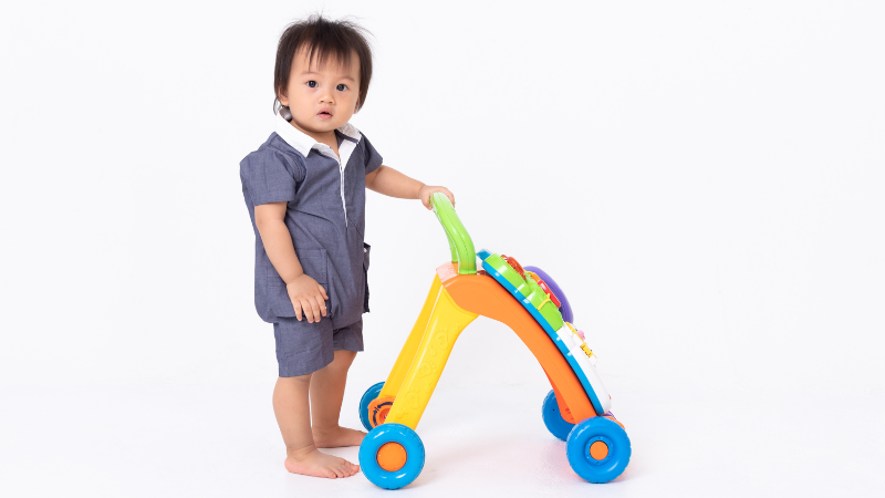 Quà tặng trung thu cho bé xe tập đi an toàn