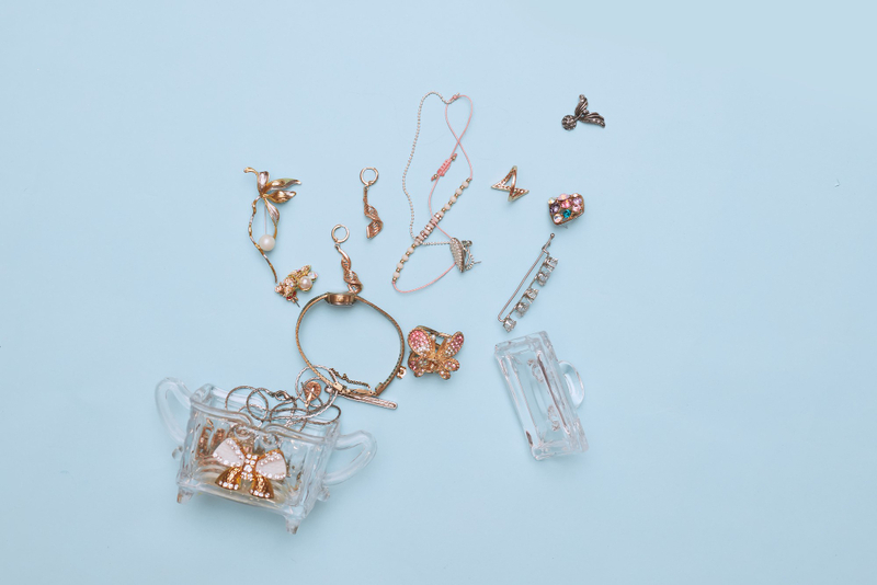 Alt: Trang sức làm quà tặng sinh nhật vợ sang trọng.