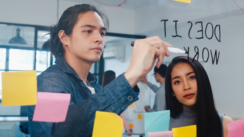 Đặt mục tiêu linh hoạt cho nhân sự, có thể sửa đổi khi cần