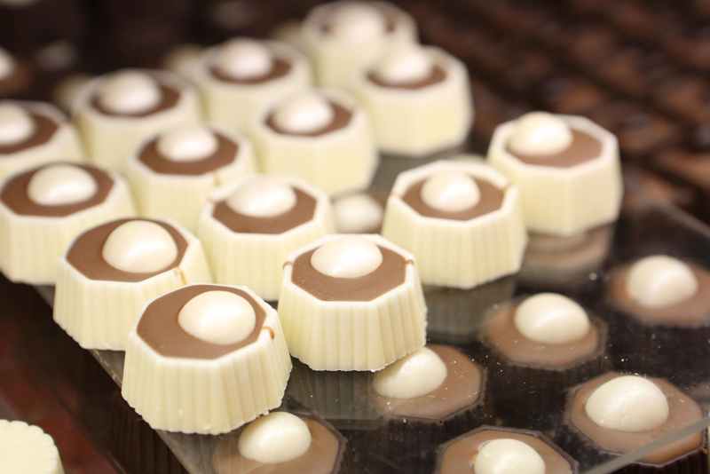 Alt: Socola trắng thủ công, biểu tượng 14/3 là ngày Valentine trắng dành tặng người yêu