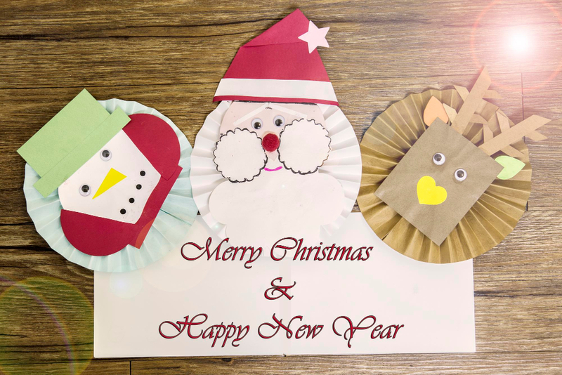 Alt: Thiệp Giáng sinh hình người tuyết đáng yêu